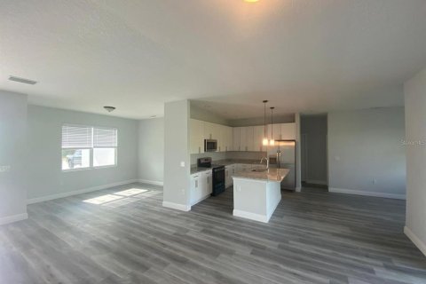 Villa ou maison à vendre à Port Charlotte, Floride: 4 chambres, 176.79 m2 № 2425397 - photo 9