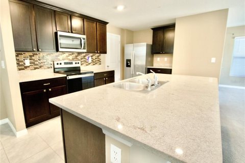 Casa en venta en Dade City, Florida, 4 dormitorios, 207.92 m2 № 2148802 - foto 8