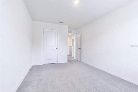 Casa en venta en Dade City, Florida, 4 dormitorios, 207.92 m2 № 2148802 - foto 19