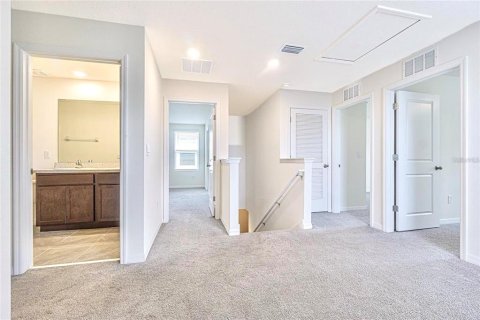Casa en venta en Dade City, Florida, 4 dormitorios, 207.92 m2 № 2148802 - foto 22
