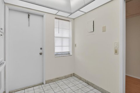Copropriété à vendre à Pompano Beach, Floride: 2 chambres, 98.85 m2 № 2266220 - photo 6