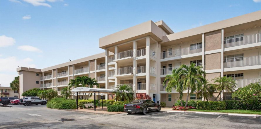 Condo à Pompano Beach, Floride, 2 chambres № 2266220