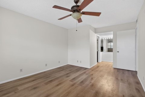 Copropriété à vendre à Pompano Beach, Floride: 2 chambres, 98.85 m2 № 2266220 - photo 28