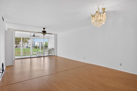 Copropriété à vendre à Pompano Beach, Floride: 2 chambres, 98.85 m2 № 2266220 - photo 7