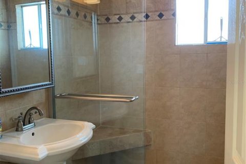 Купить кондоминиум в Сарасота, Флорида 3 комнаты, 72.84м2, № 1561184 - фото 24