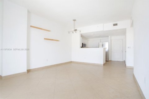 Condo in Coral Gables, Florida, 1 bedroom  № 2031331 - photo 7