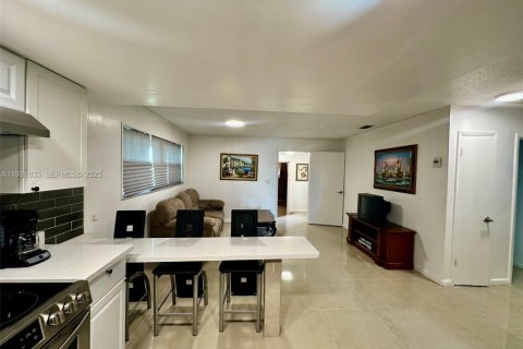 Villa ou maison à louer à Okeechobee, Floride: 2 chambres № 1990856 - photo 2