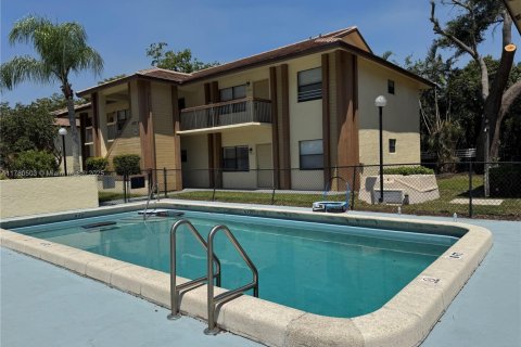 Condo in Coral Springs, Florida, 2 bedrooms  № 1738461 - photo 18