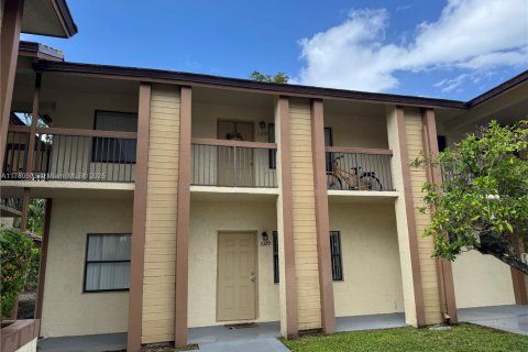 Condo in Coral Springs, Florida, 2 bedrooms  № 1738461 - photo 17