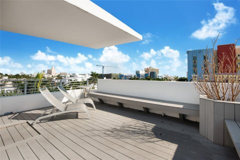 Condominio en venta en Miami Beach, Florida, 2 dormitorios, 94.11 m2 № 2034905 - foto 17
