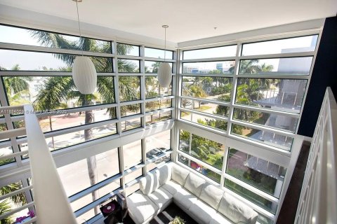 Condominio en venta en Miami Beach, Florida, 2 dormitorios, 94.11 m2 № 2034905 - foto 5