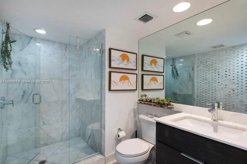 Condominio en venta en Miami Beach, Florida, 2 dormitorios, 94.11 m2 № 2034905 - foto 14