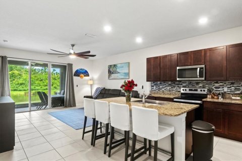 Touwnhouse à vendre à Sarasota, Floride: 3 chambres, 160.16 m2 № 1824017 - photo 6