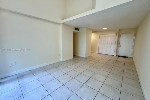 Condominio en venta en Miami, Florida, 2 dormitorios, 89.93 m2 № 1739508 - foto 7