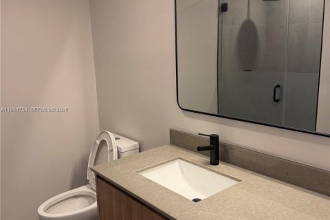 Condo in Miami, Florida  № 2043008 - photo 9