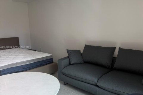 Condo in Miami, Florida  № 2043008 - photo 4