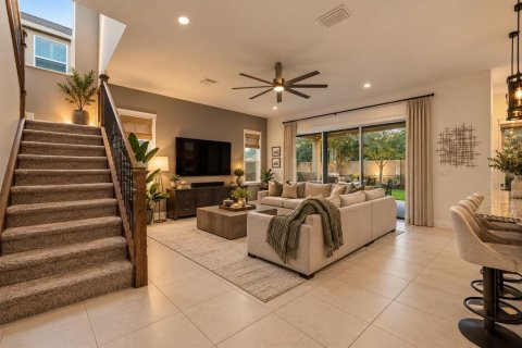 Villa ou maison à louer à Wesley Chapel, Floride: 4 chambres, 253.44 m2 № 2387543 - photo 2