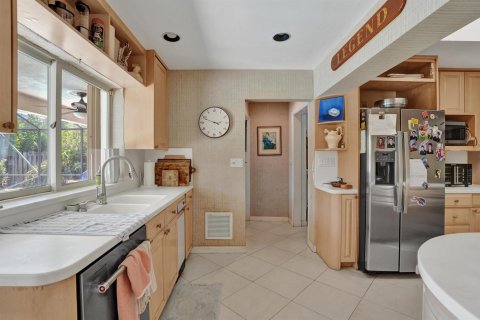 Villa ou maison à vendre à Fort Lauderdale, Floride: 4 chambres, 243.22 m2 № 2254431 - photo 12