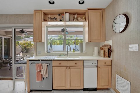 Villa ou maison à vendre à Fort Lauderdale, Floride: 4 chambres, 243.22 m2 № 2254431 - photo 17