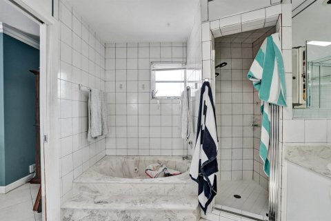 Villa ou maison à vendre à Fort Lauderdale, Floride: 4 chambres, 243.22 m2 № 2254431 - photo 27