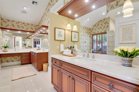 House in Jupiter, Florida 9 rooms, 408.12 sq.m. № 2261816 - photo 24