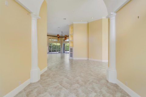 House in Jupiter, Florida 9 rooms, 408.12 sq.m. № 2261816 - photo 20
