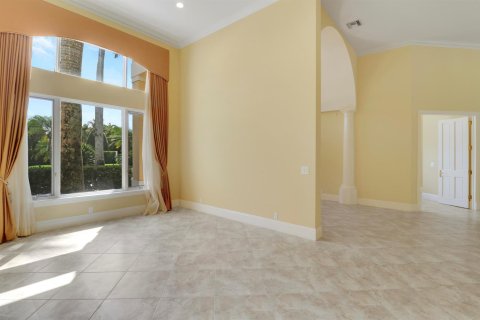 House in Jupiter, Florida 9 rooms, 408.12 sq.m. № 2261816 - photo 12