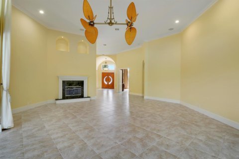 House in Jupiter, Florida 9 rooms, 408.12 sq.m. № 2261816 - photo 9
