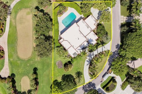 House in Jupiter, Florida 9 rooms, 408.12 sq.m. № 2261816 - photo 3