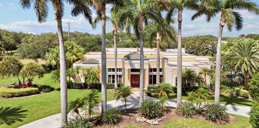 House in Jupiter, Florida 9 rooms, 408.12 sq.m. № 2261816