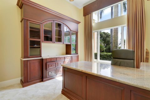 House in Jupiter, Florida 9 rooms, 408.12 sq.m. № 2261816 - photo 29