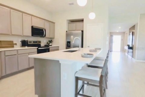House in Kissimmee, Florida 4 bedrooms, 191.19 sq.m. № 2283723 - photo 26