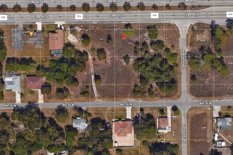 Terreno en venta en Lehigh Acres, Florida № 1985301 - foto 4