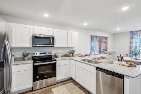 House in Lake Hamilton, Florida 3 bedrooms, 137.22 sq.m. № 1838277 - photo 13