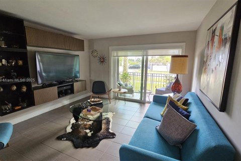 Купить кондоминиум в Майами, Флорида 2 спальни, 105.91м2, № 1926686 - фото 9