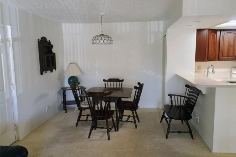 Condominio en venta en Port Charlotte, Florida, 2 dormitorios, 83.52 m2 № 2097861 - foto 4