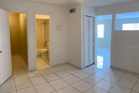 Condo in Orlando, Florida, 1 bedroom  № 1816277 - photo 8