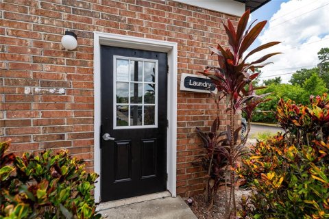 Condo in Orlando, Florida, 1 bedroom  № 1816277 - photo 13