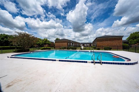 Condo in Orlando, Florida, 1 bedroom  № 1816277 - photo 9