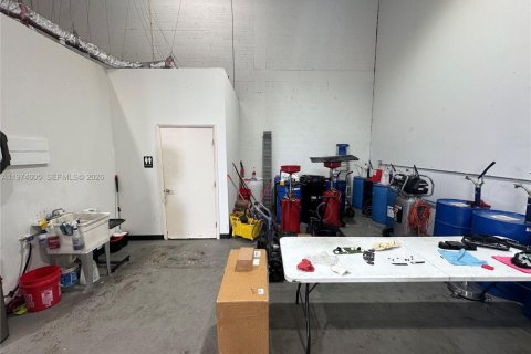 Immobilier commercial à vendre à Hallandale Beach, Floride № 2036030 - photo 5