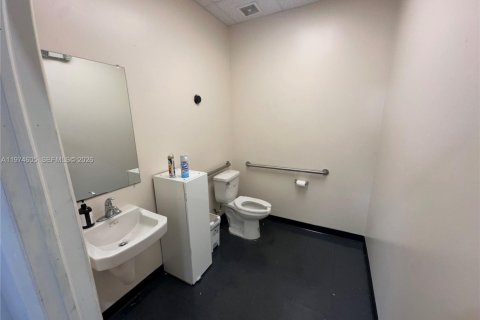 Immobilier commercial à vendre à Hallandale Beach, Floride № 2036030 - photo 6