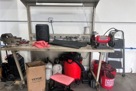 Immobilier commercial à vendre à Hallandale Beach, Floride № 2036030 - photo 16