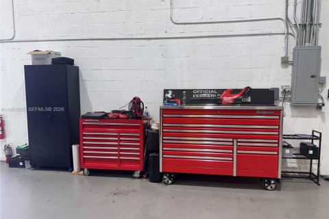 Immobilier commercial à vendre à Hallandale Beach, Floride № 2036030 - photo 4