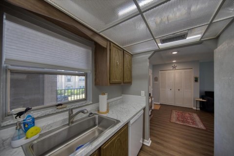 Condo in Seminole, Florida, 1 bedroom  № 2228059 - photo 8