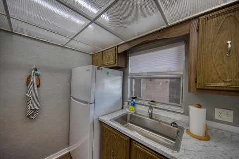 Condo in Seminole, Florida, 1 bedroom  № 2228059 - photo 6