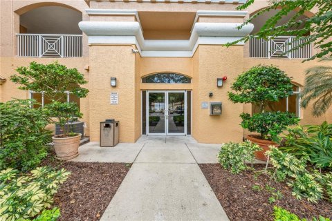 Copropriété à vendre à Orlando, Floride: 3 chambres, 168.15 m2 № 2395766 - photo 4