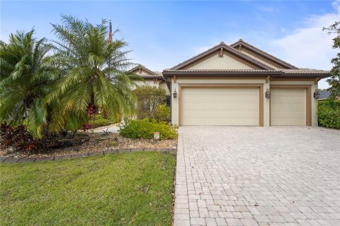 House in Parrish, Florida 4 bedrooms, 297.75 sq.m. № 1557126 - photo 12