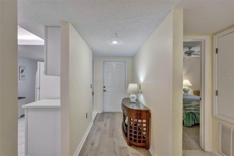 Condominio en venta en Bradenton, Florida, 2 dormitorios, 96.8 m2 № 2211605 - foto 8