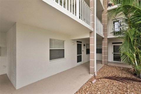 Condominio en venta en Bradenton, Florida, 2 dormitorios, 96.8 m2 № 2211605 - foto 4