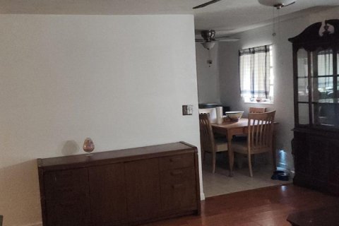 Villa ou maison à vendre à Fort Lauderdale, Floride: 2 chambres, 120.87 m2 № 2189905 - photo 6